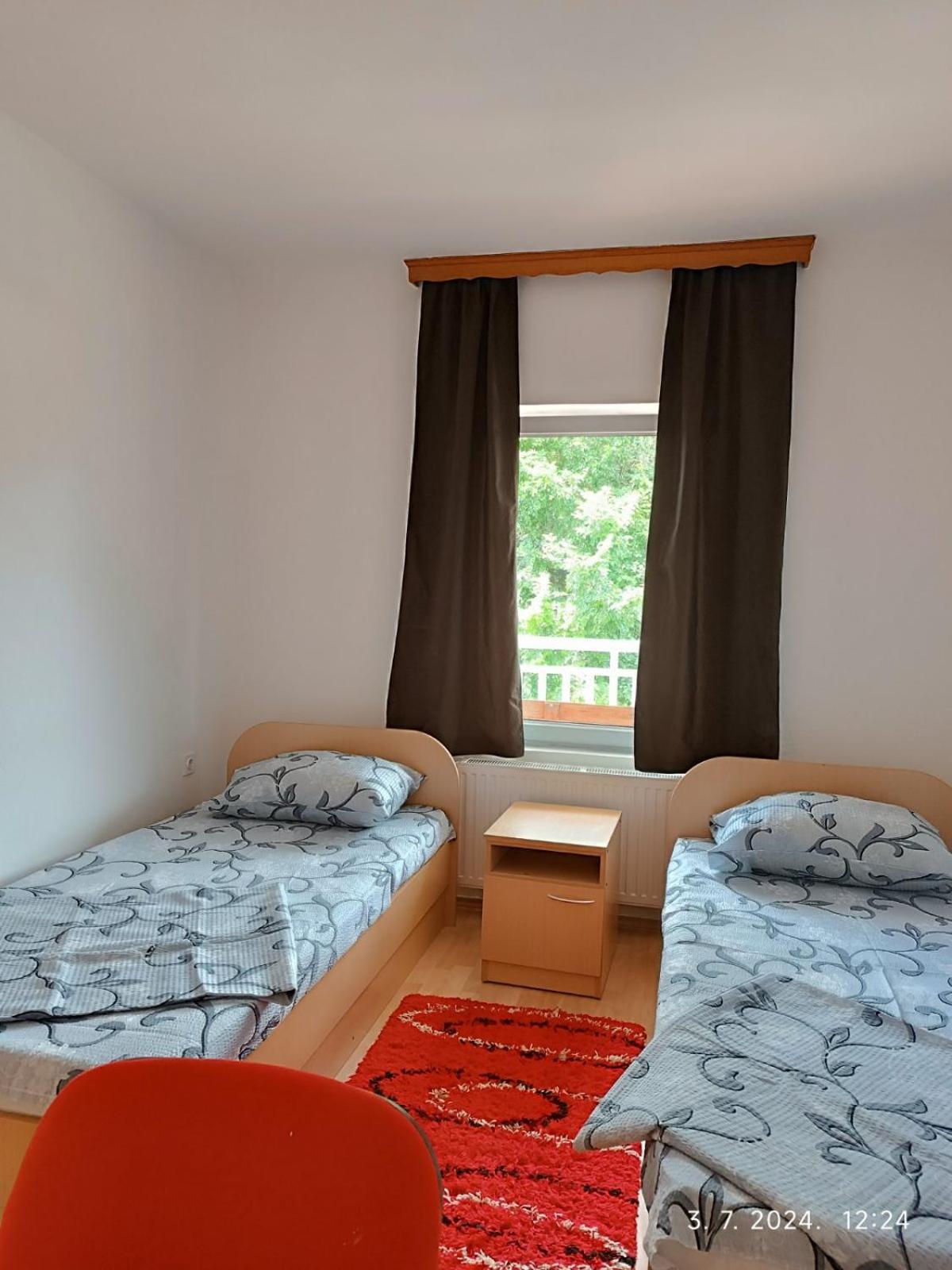 Apartman Asi Apartment โมสตาร์ ภายนอก รูปภาพ